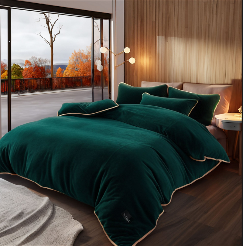 The Kefalonia Velvet Bedding Set