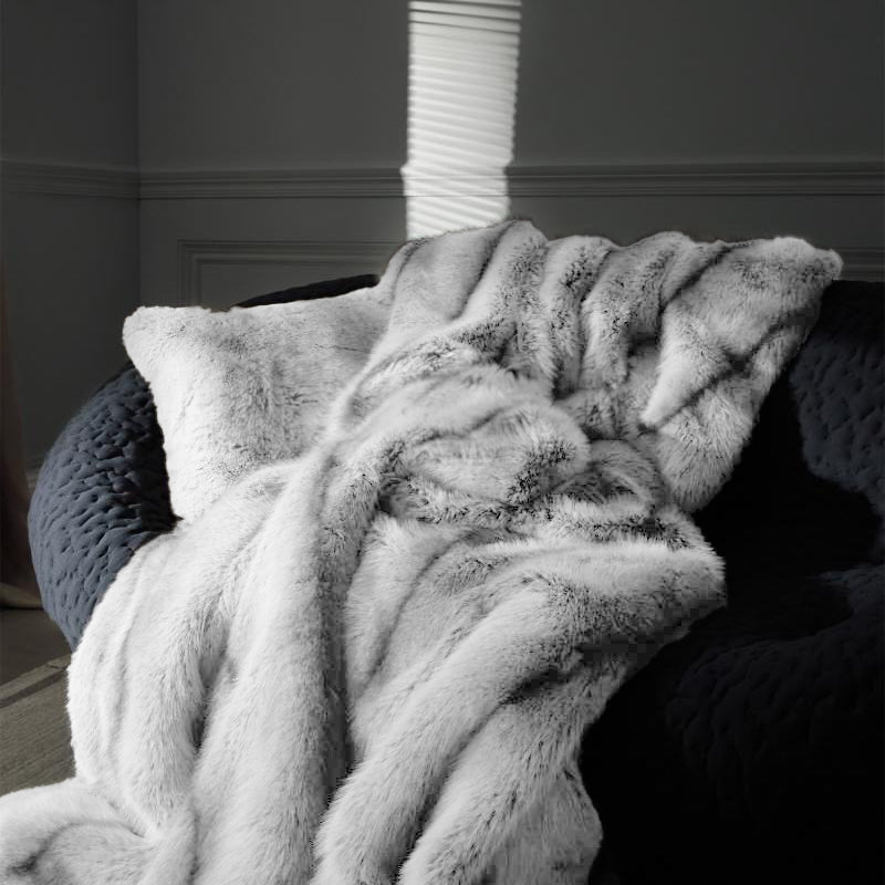 WÛLF Blanket, By SĀNTI